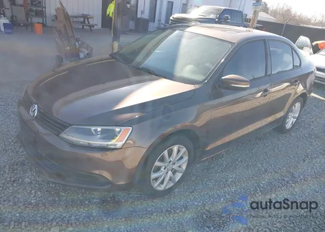 2011 Volkswagen Jetta 2.5L Se z USA, uszkodzony, nr VIN 3VWDZ7AJ1BM398663